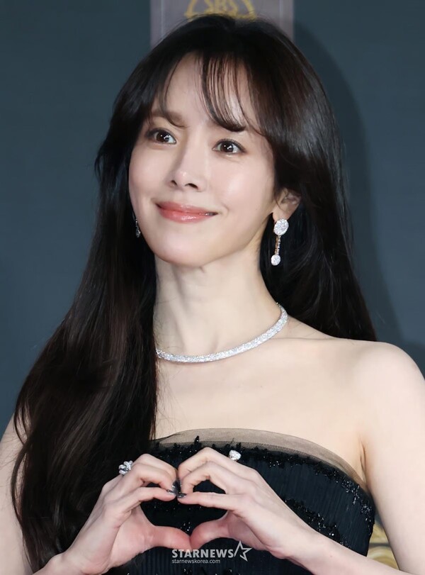 [정보/소식] 미혼남녀) [단독] 한지민, 정재형 집밥 먹는다…'요정재형' 첫 출격 | 인스티즈