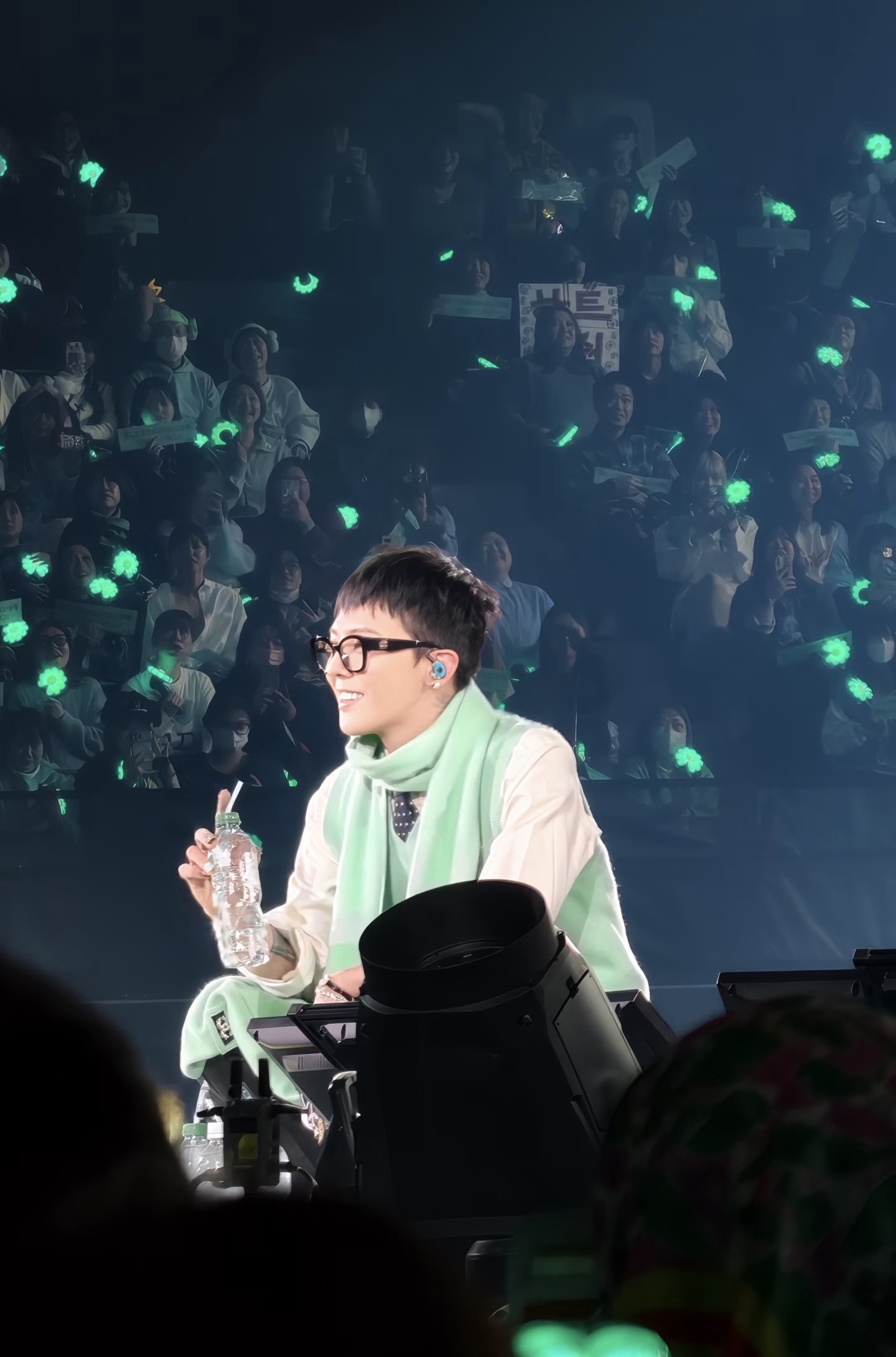 [잡담] 지디 세상 무해한 미소 같이보자 | 인스티즈