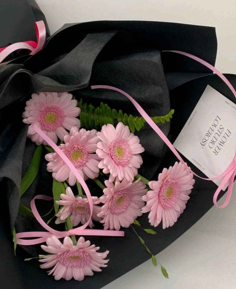 [잡담] 졸업식 꽃 골라주라!! | 인스티즈