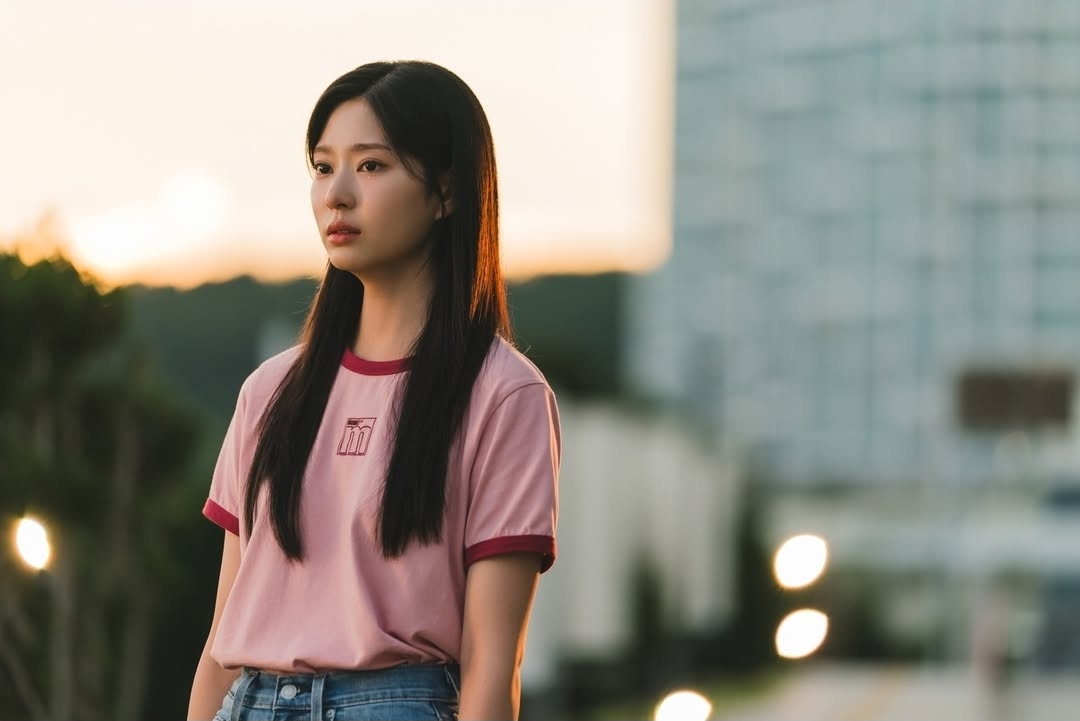 [잡담] 샤이닝) 박진영 김민주 스틸컷 | 인스티즈