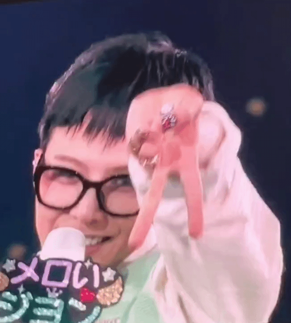 지드래곤 반응 터진 어제 샤넬 착장..JPG | 인스티즈