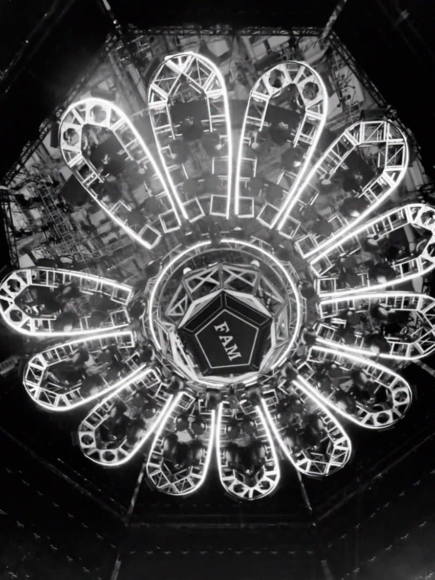 [잡담] 지디 팬미에서 기억에 남는 미장센 두가지 | 인스티즈