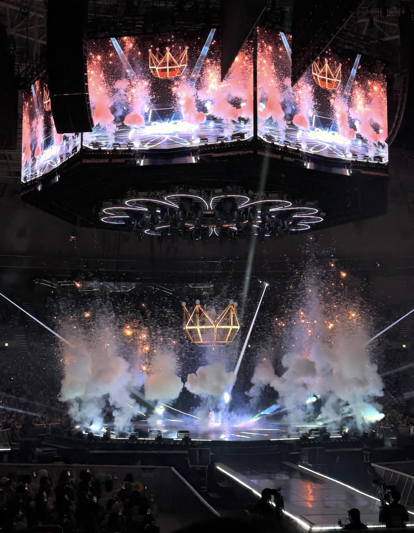 [잡담] 지디 팬미에서 기억에 남는 미장센 두가지 | 인스티즈