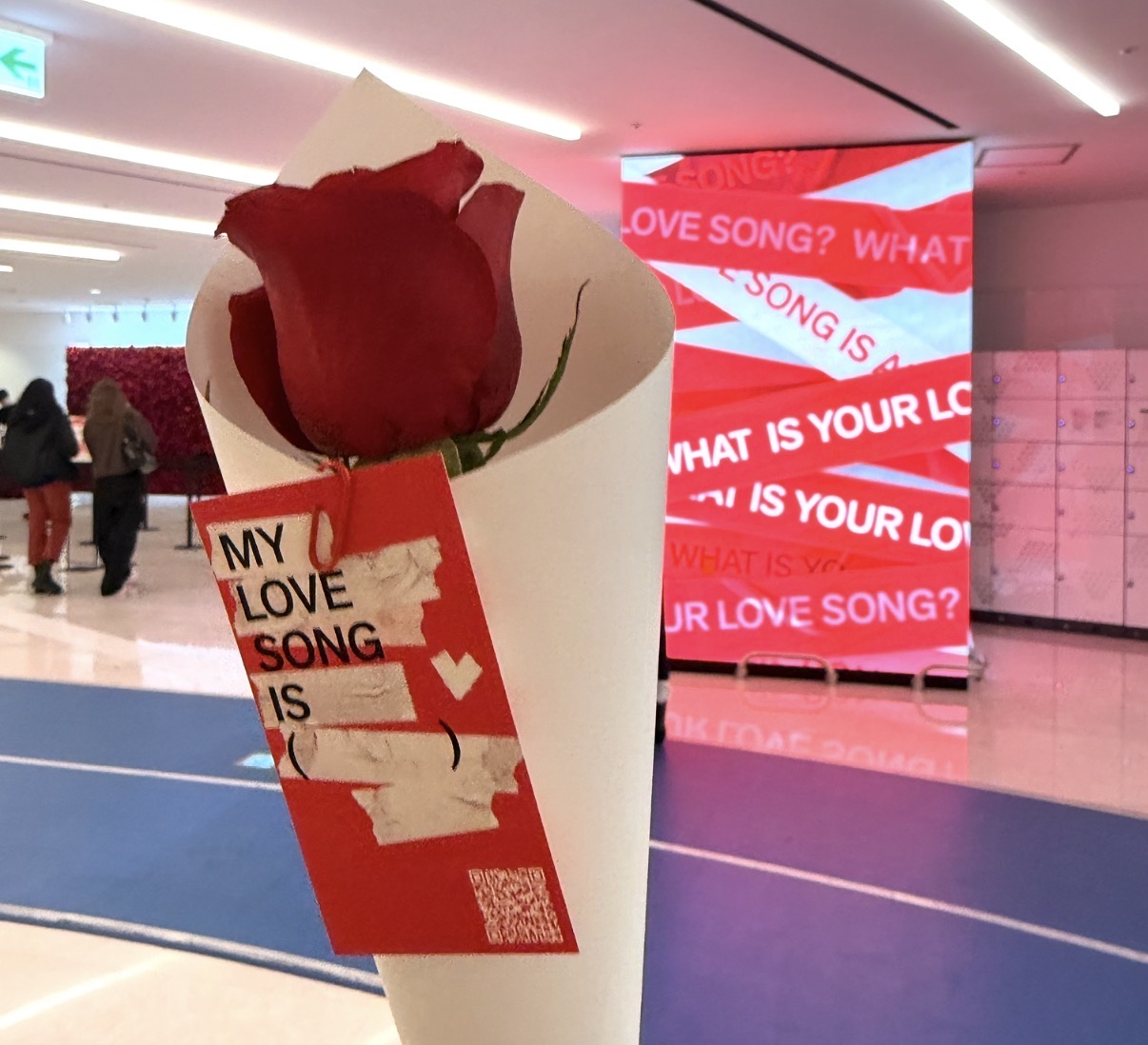 지금 코엑스 가면 받을 수 있는 방탄 장미꽃🌹🌹🌹 | 인스티즈