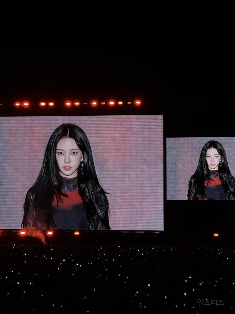 260214 방콕 슴콘 에스파 카리나 전광판.jpg | 인스티즈