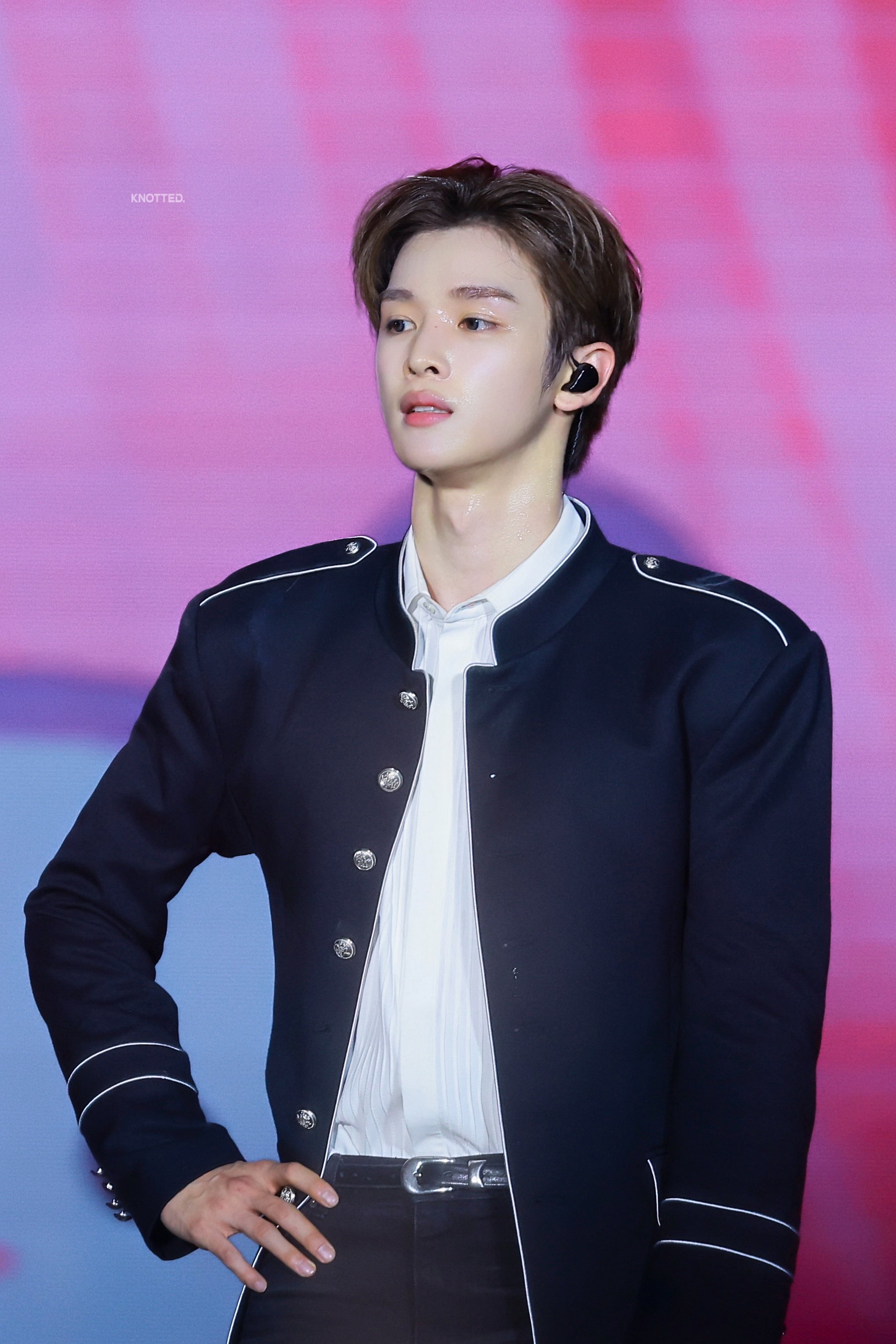 [잡담] 성찬 가름마 바꿨다고 확 달라보임 | 인스티즈