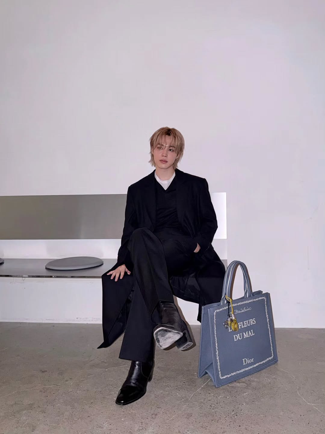 [잡담] 지민이(방탄) 방금 인스타에 올려준 디올 사진 개좋느ㅜ | 인스티즈