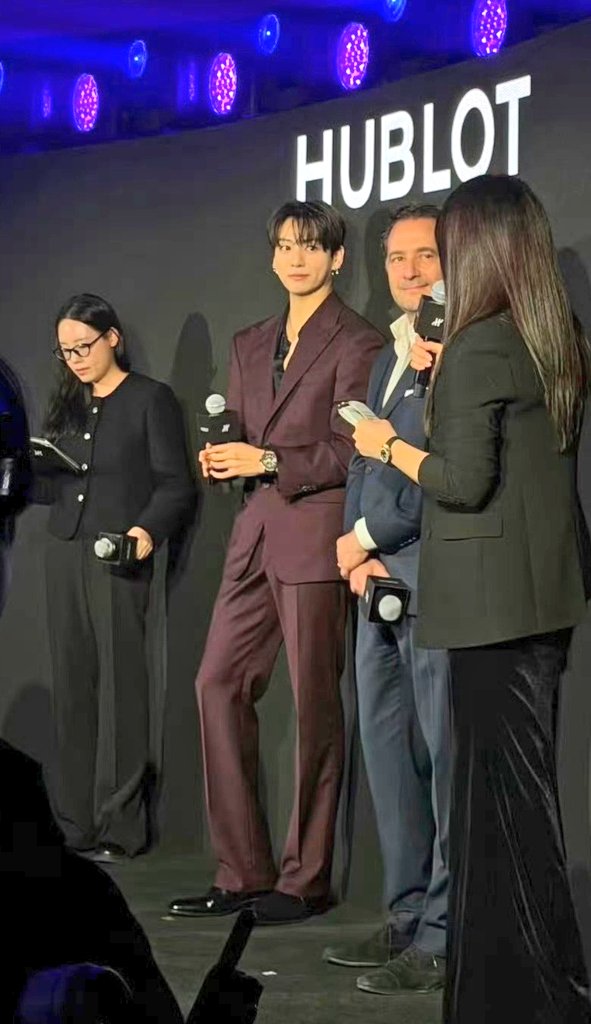 [잡담] 정국이 위블로 행사같은 떡밥 또 있음 좋겠다 | 인스티즈