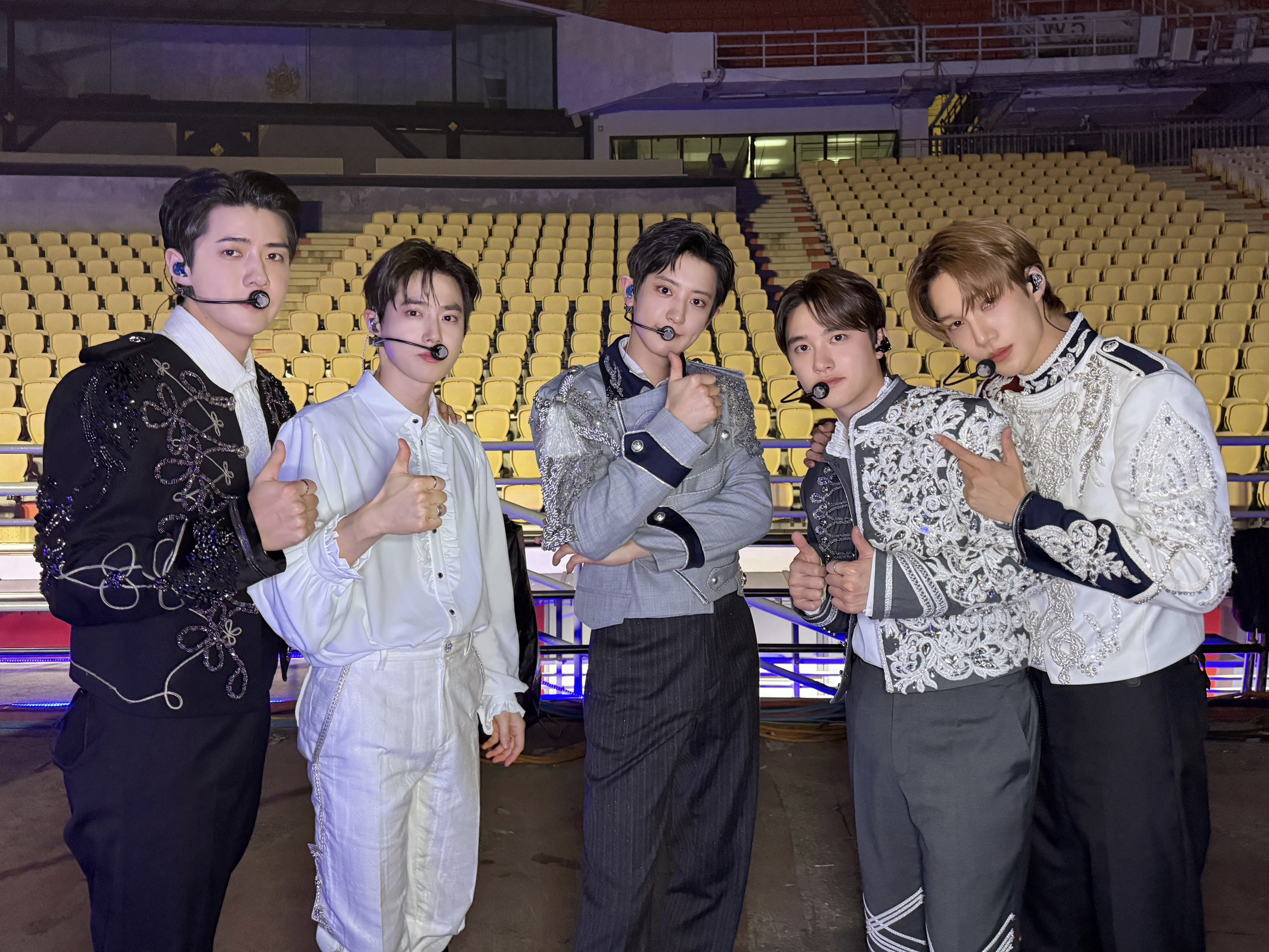 [잡담] 엑소 왕자랑 공주 둘 다 말아주다니ㅋㅋㅋㅋ | 인스티즈