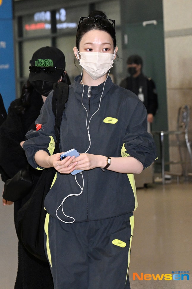 [잡담] 오늘 공항 입국한 에스파들 | 인스티즈