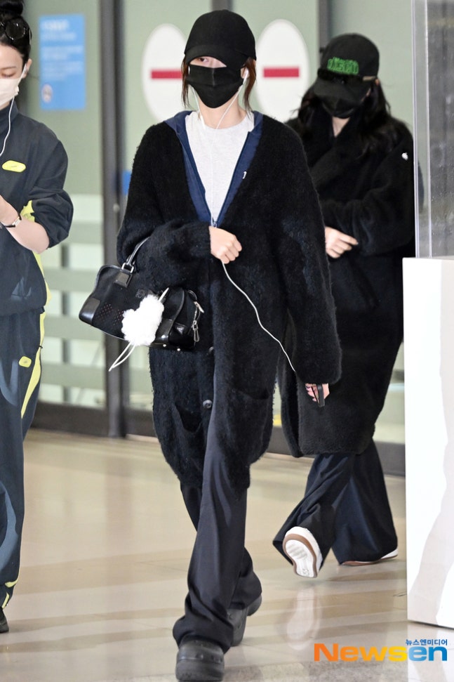 [잡담] 오늘 공항 입국한 에스파들 | 인스티즈