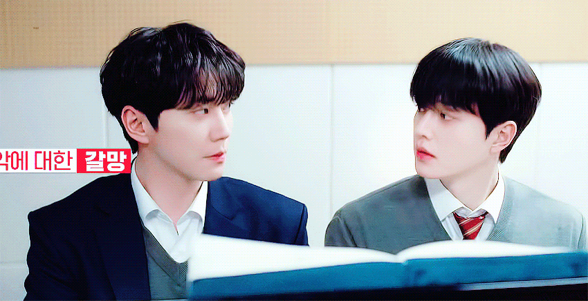 [잡담] 포핸즈 8월아 빨리와 | 인스티즈