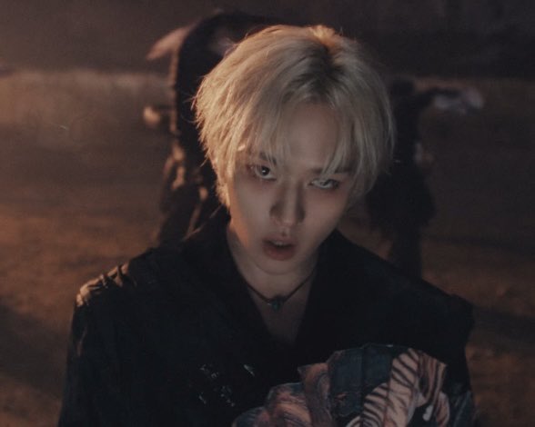 [잡담] 나 스키즈 리노 이표정 좋아함 | 인스티즈