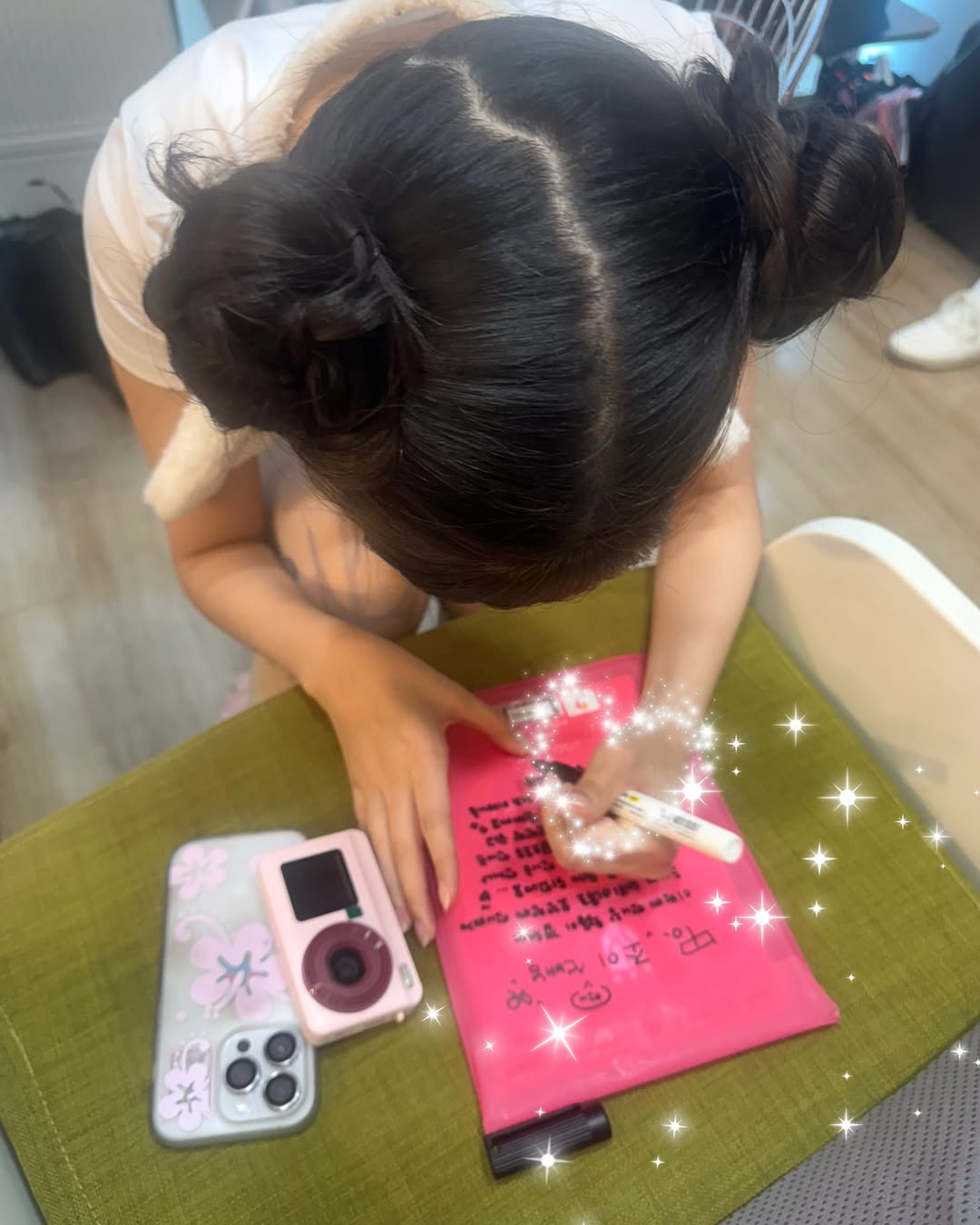 [잡담] 레이는 이정도 미감이면 아이돌 아니어도 뭐로든 유명해졌을듯 | 인스티즈