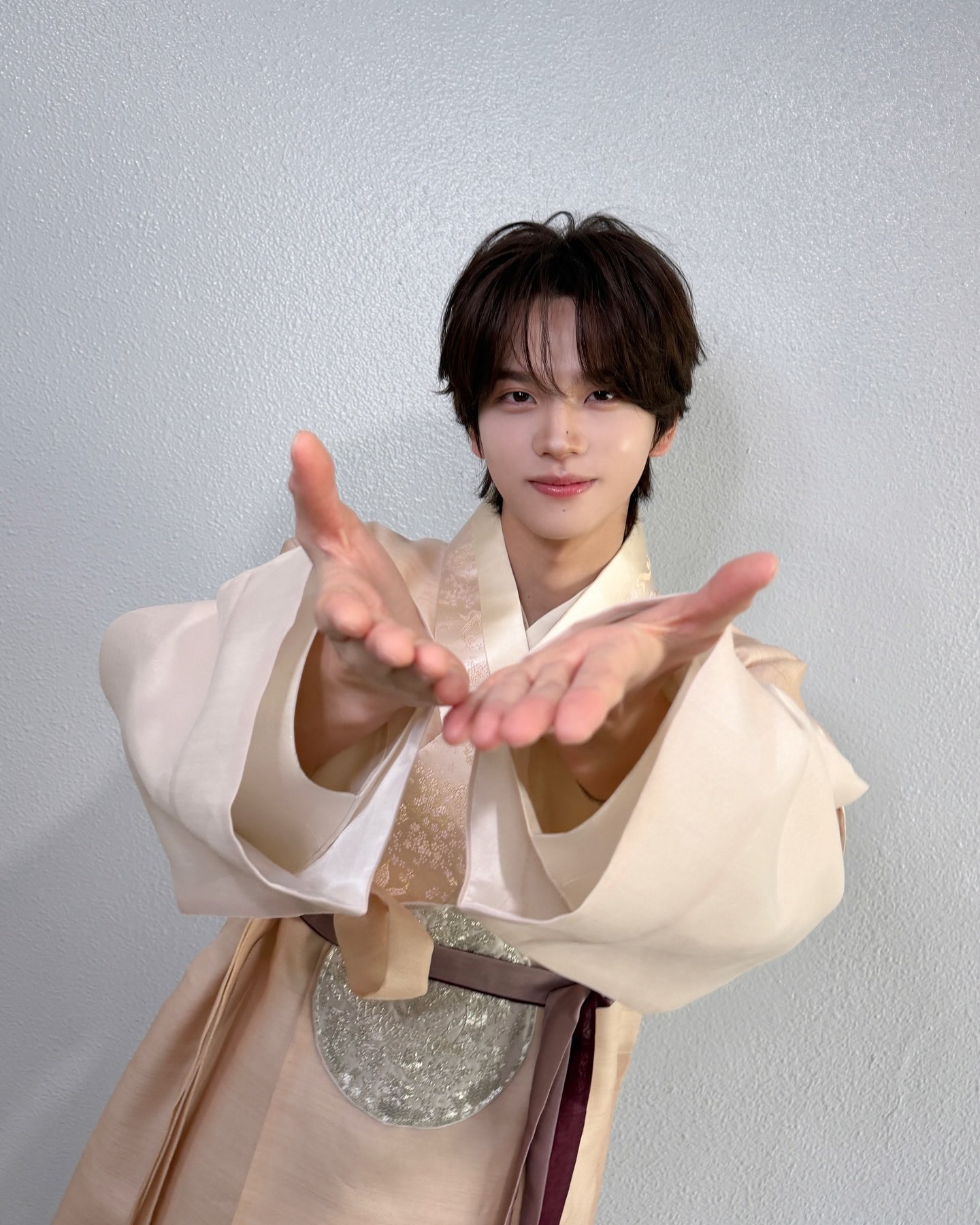 [잡담] 신유 도훈 한복 사진!!!!!!!!!! | 인스티즈