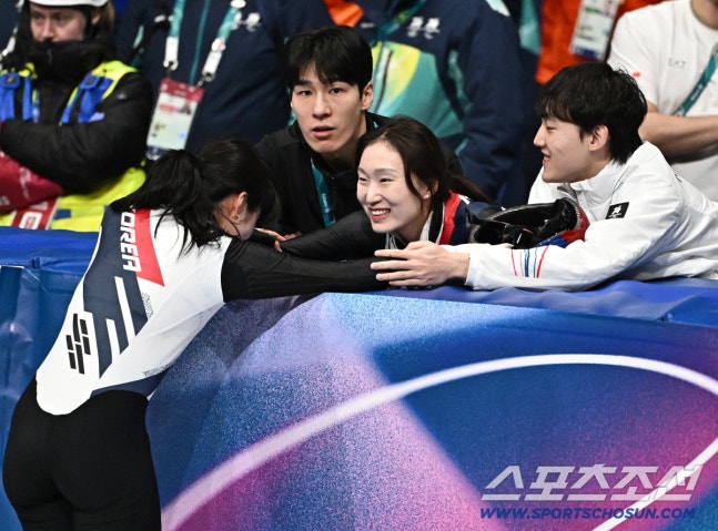 [잡담] 길리 축하해주는 종언민정이ㅠㅠㅠㅠㅠ | 인스티즈