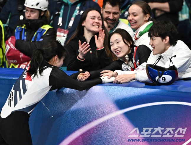 [잡담] 길리 축하해주는 종언민정이ㅠㅠㅠㅠㅠ | 인스티즈