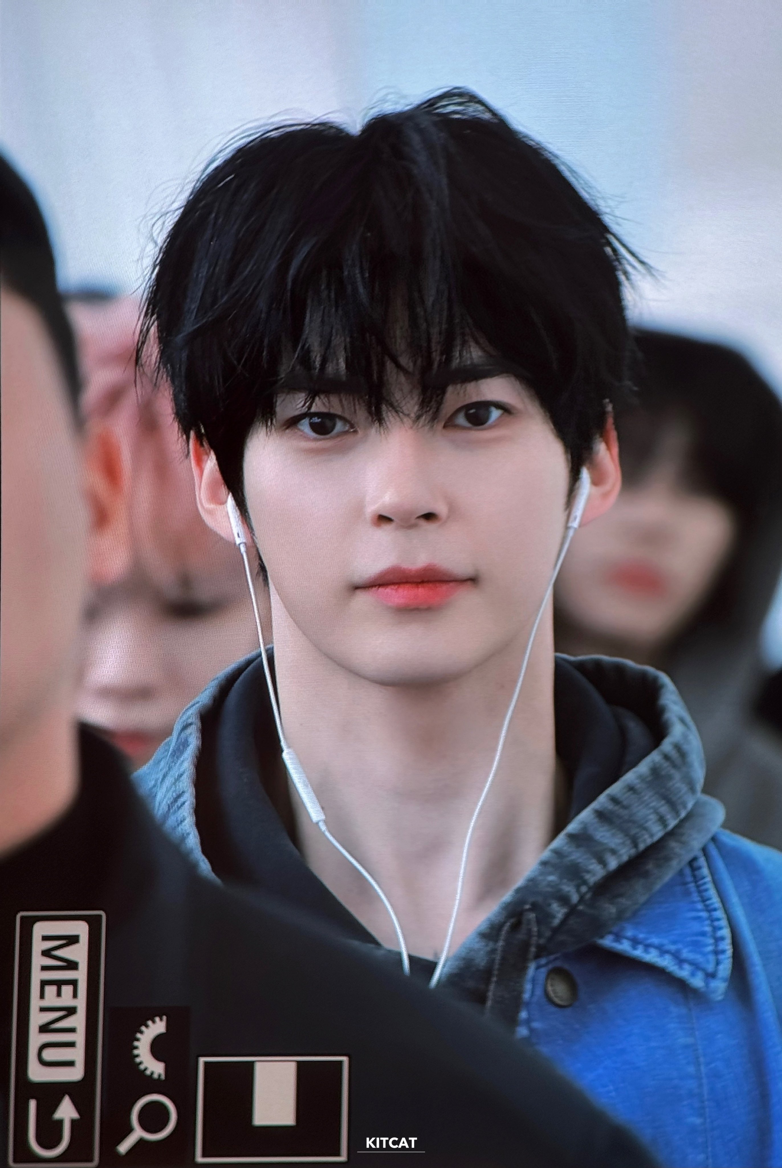 [잡담] 성한빈 오늘 왤케 귀여워 | 인스티즈