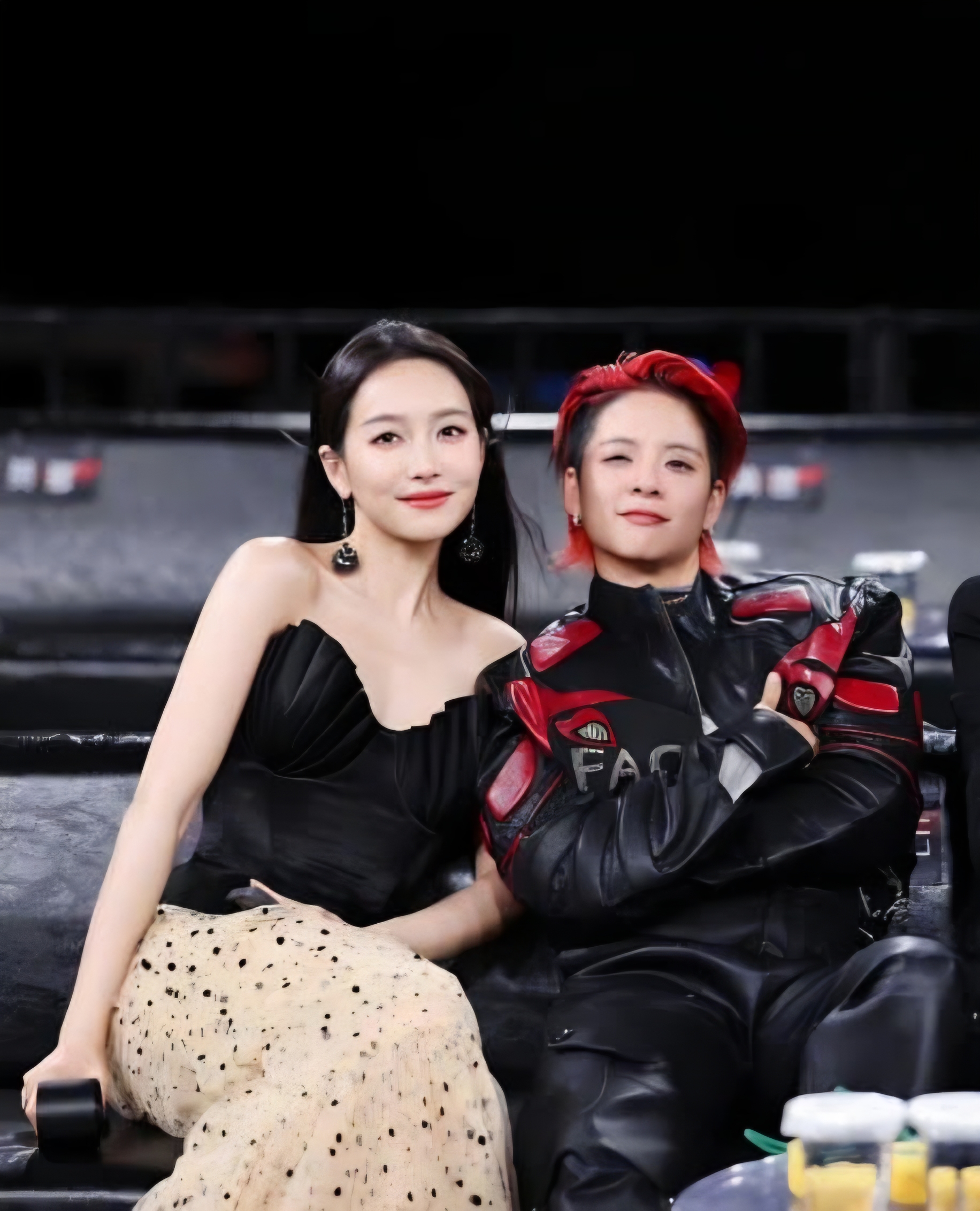 [잡담] 에프엑스 멤버들 공개적으로 만난게 이게 마지막이지? | 인스티즈