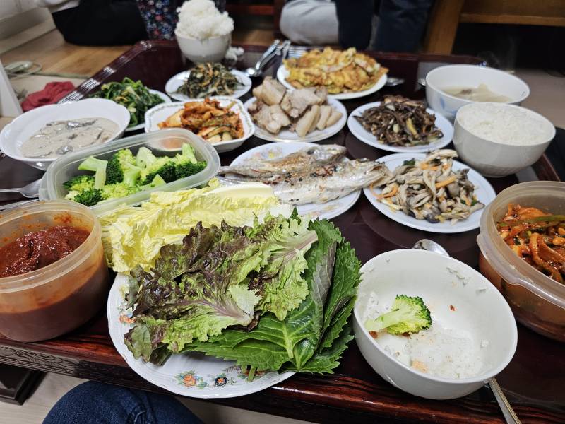 [잡담] 아침부터 배터지겠다 진짜... 명절마다 과식함 | 인스티즈