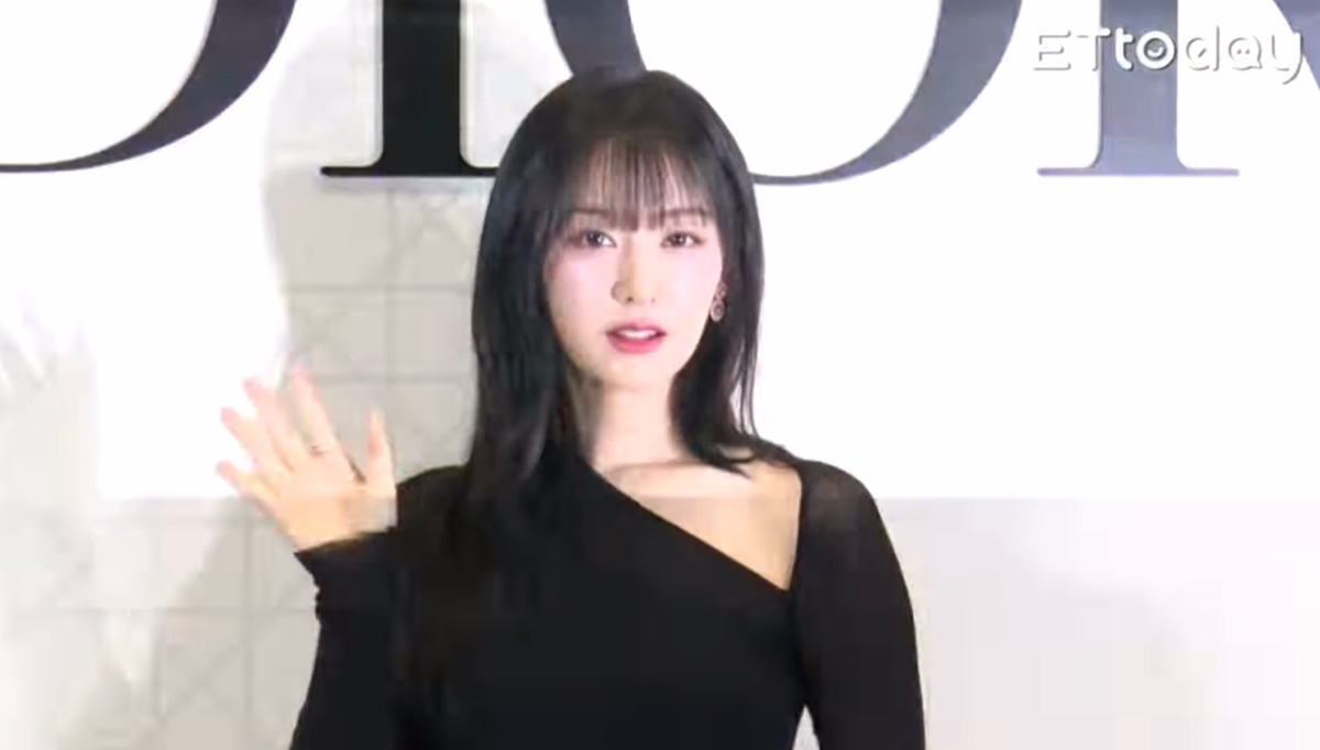 [잡담] 김지원) 다시봐도 레전드였던 대만디올행사 김지원 | 인스티즈