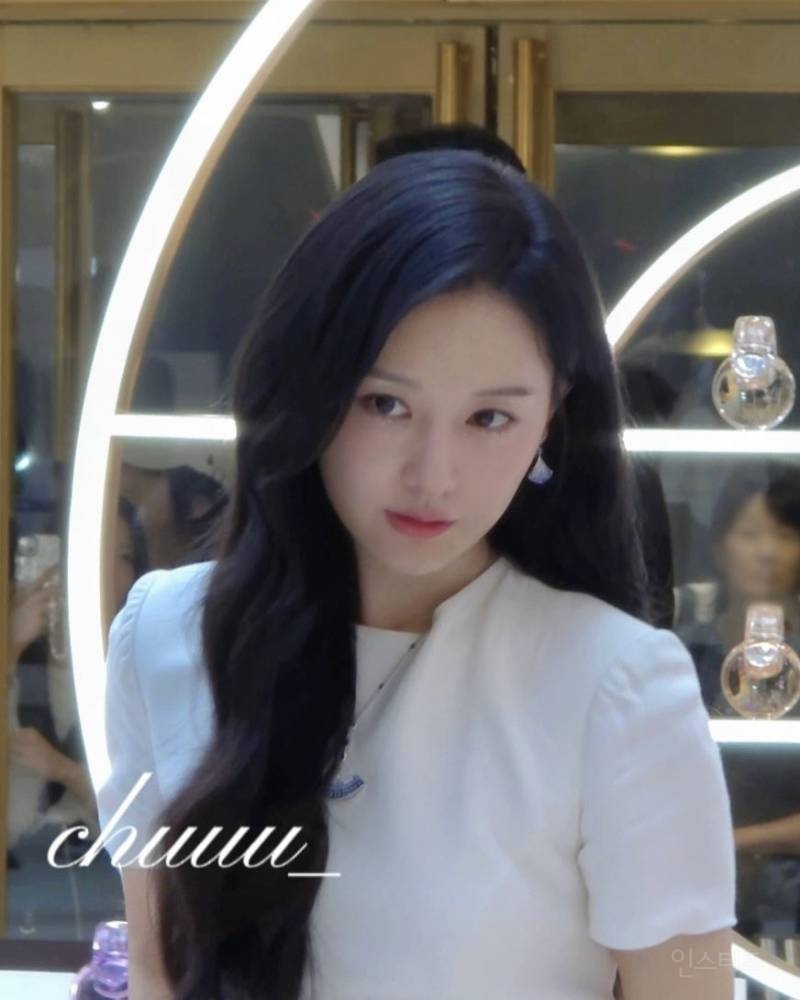 이목구비 자기주장 쩌는 배우 김지원 폰카짤jpg | 인스티즈