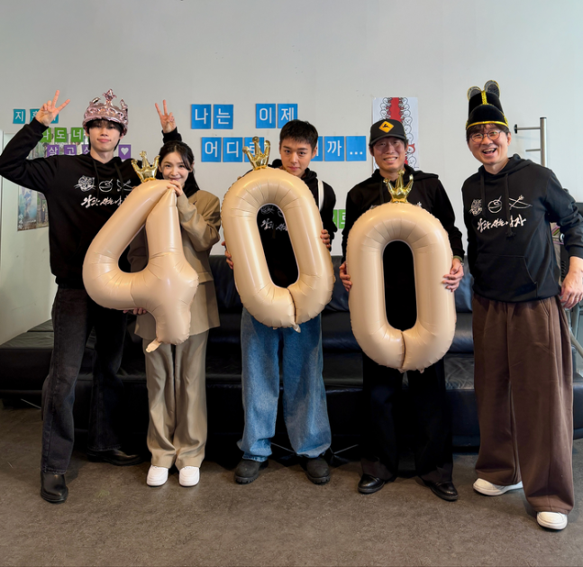 [정보/소식] '왕과 사는 남자', 천만 '왕의 남자' 보다 빠르게 400만 돌파 | 인스티즈