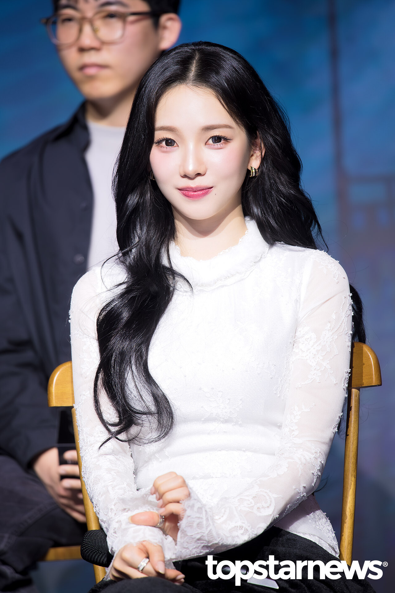 [잡담] 260219 '미스터리 수사단2' 제작발표회 참석한 카리나 기사사진 | 인스티즈