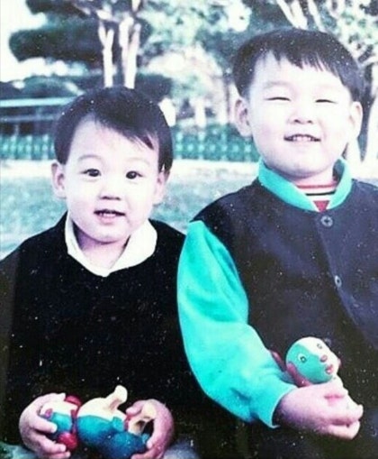 [잡담] 정국 옆엔 친형인가? | 인스티즈