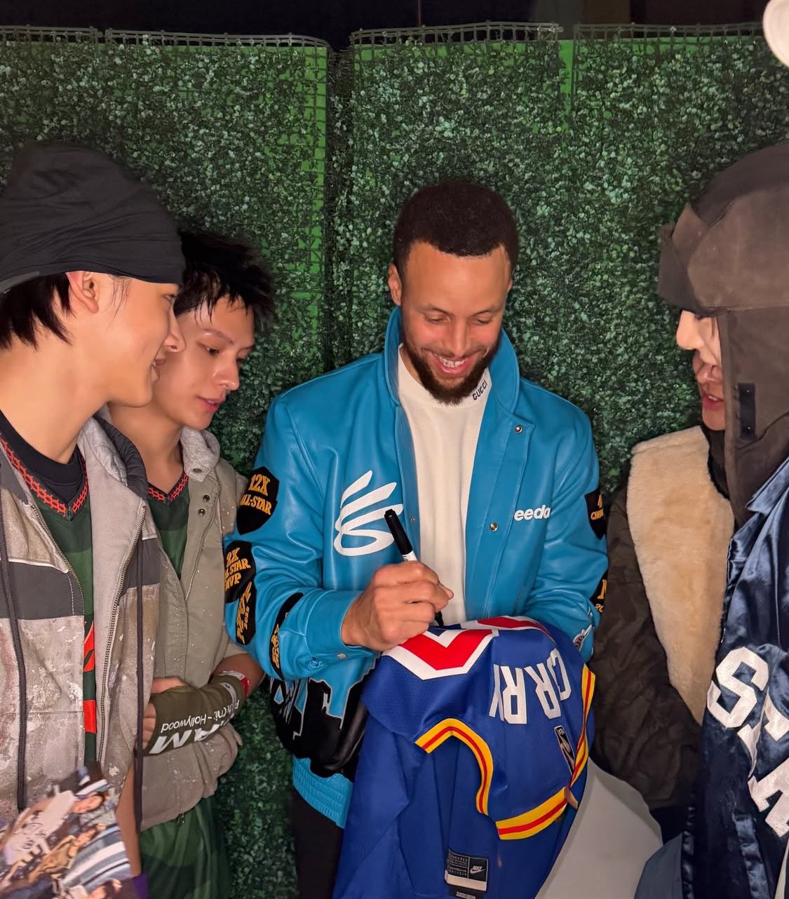 [잡담] 코르티스 단체로 휀보이 눈 장착ㅋㅋㅋ | 인스티즈