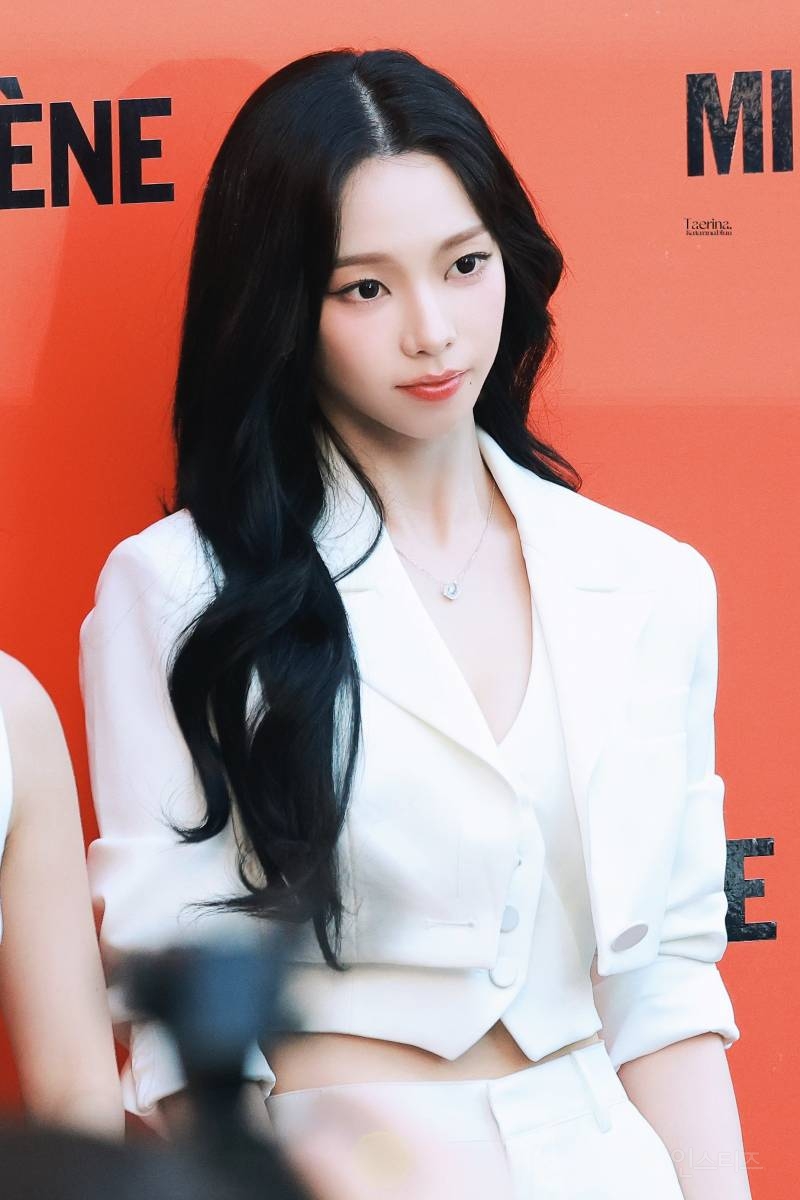 어제 팬들 난리났던 오전/오후 스케줄 중 에스파 카리나 | 인스티즈