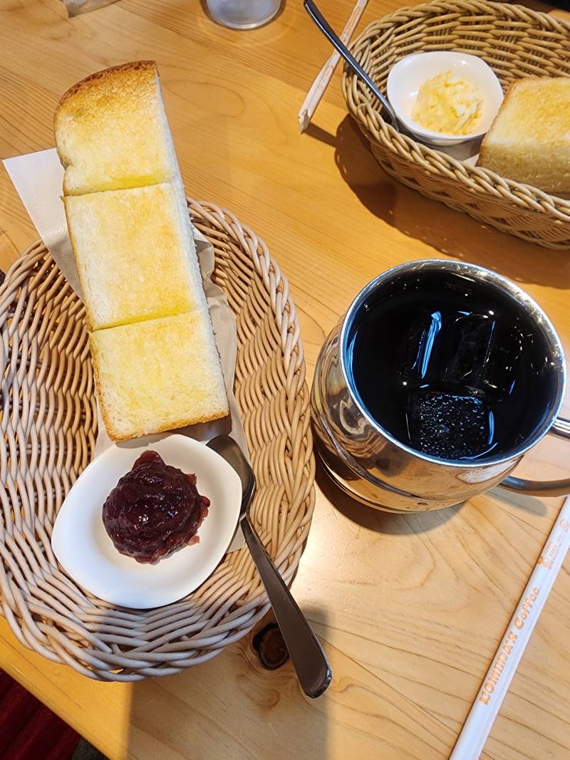 [잡담] 일본가면 코메다커피 모닝세트 머겅.. 땅콩도 꼭 사 | 인스티즈