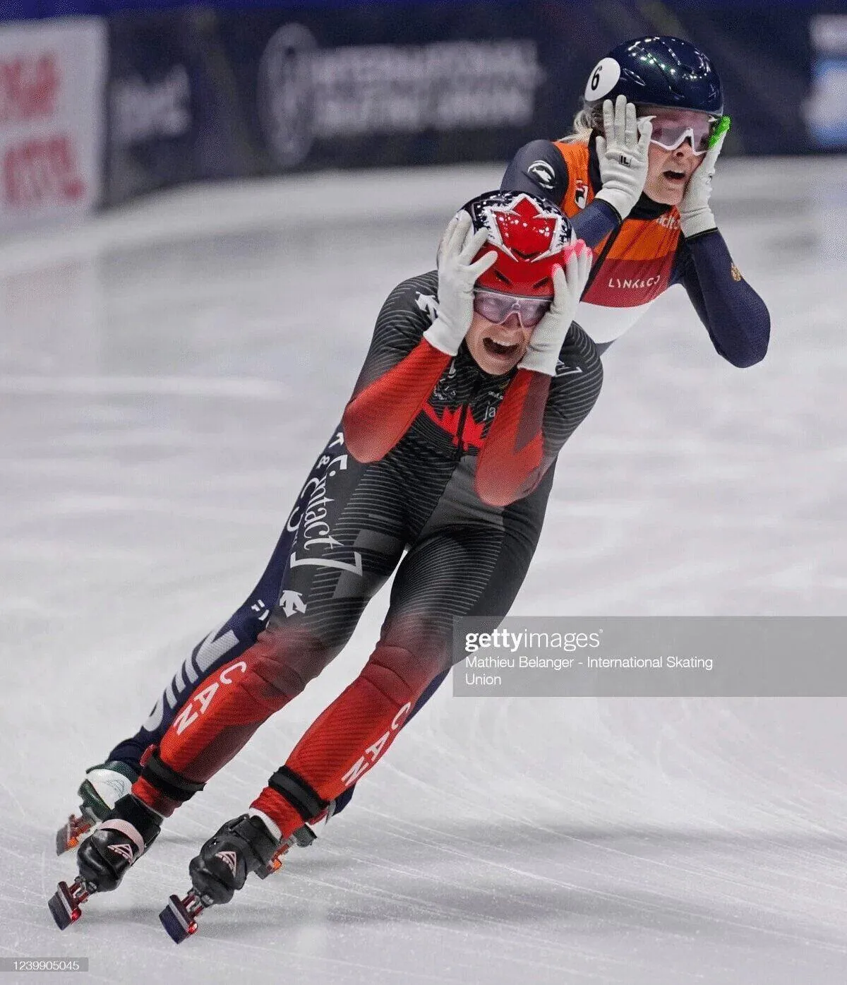 최민정의 막판 스퍼드를 보고 멘붕이 온 상대 선수들.jpgif | 인스티즈