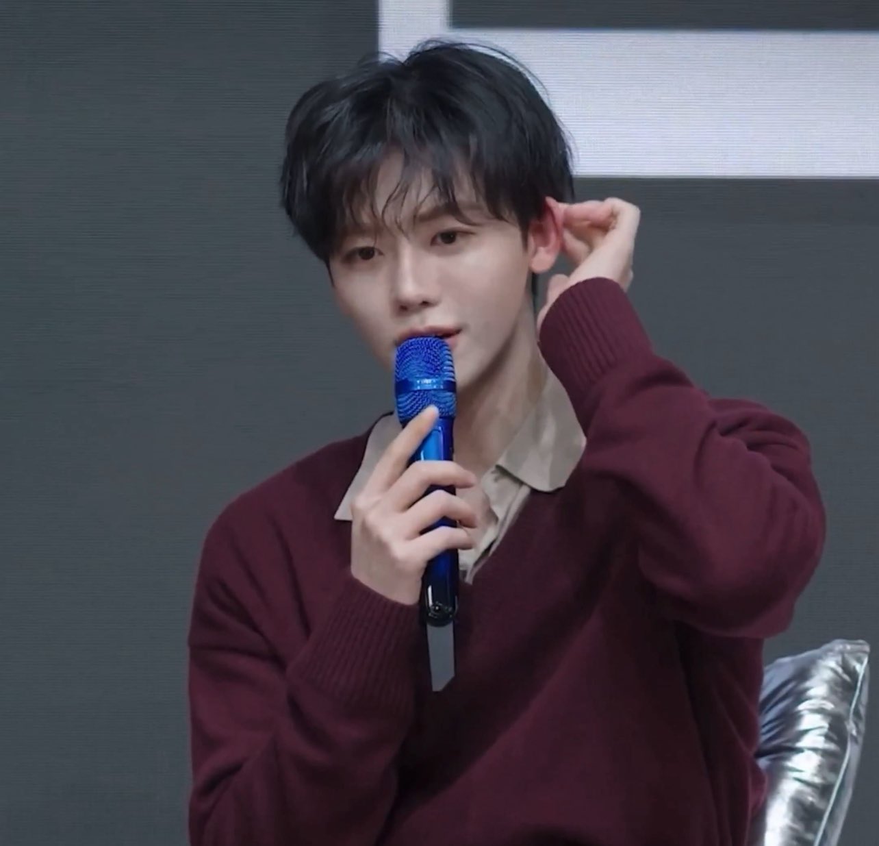 [잡담] 재민이 귀 개빨갴ㅋㅋㅋㅋㅋㅋㅋㅋㅋㅋ | 인스티즈