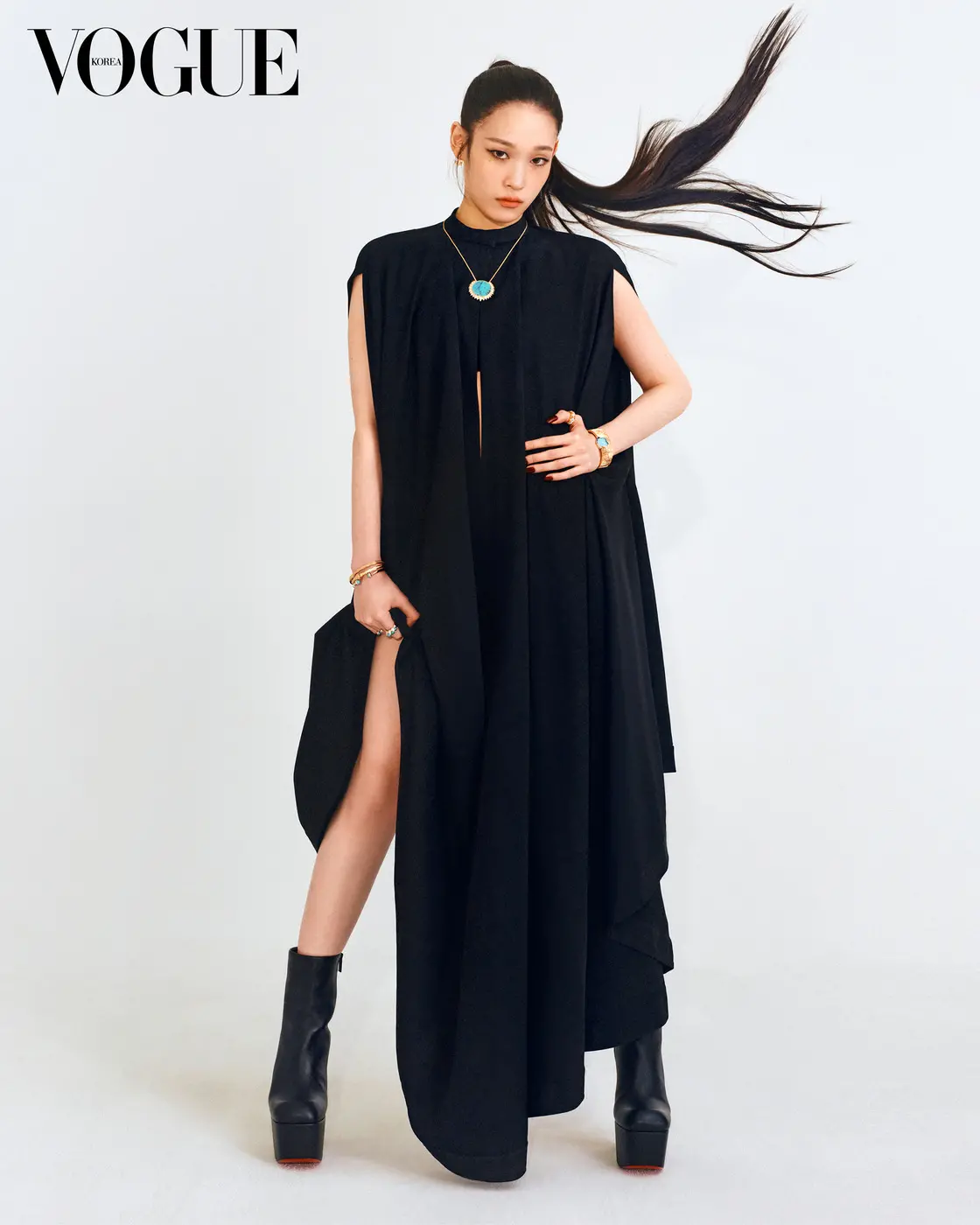 [정보/소식] 올데프 애니 피아제 보그 코리아 3월호 화보 | 인스티즈