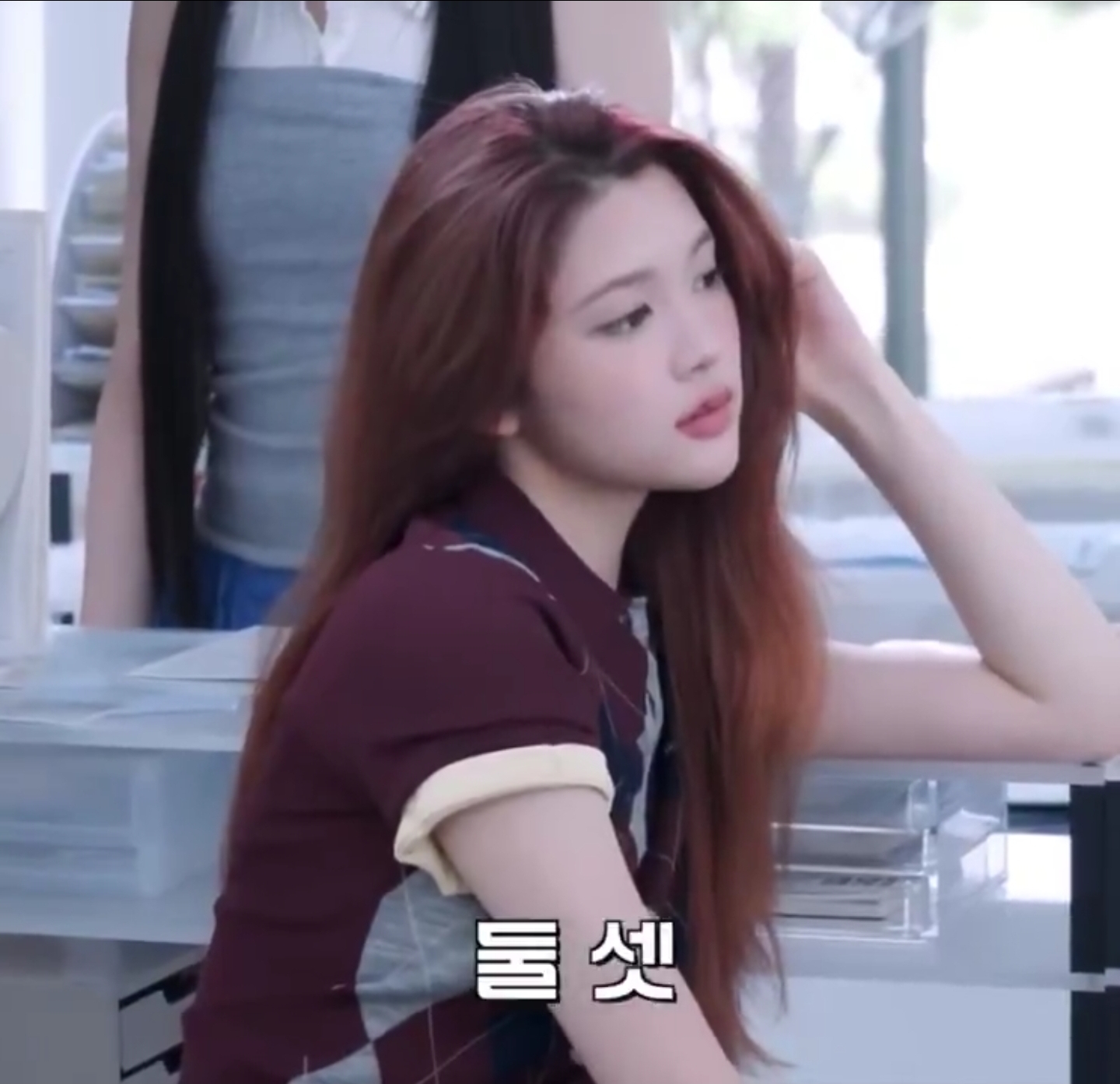 [잡담] 에이나 웃을때랑 무표정일 때 갭차이 쩐다 | 인스티즈