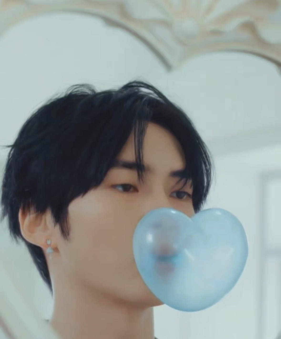 [잡담] 성한빈 보그뜬거 보는데 미감존예 | 인스티즈