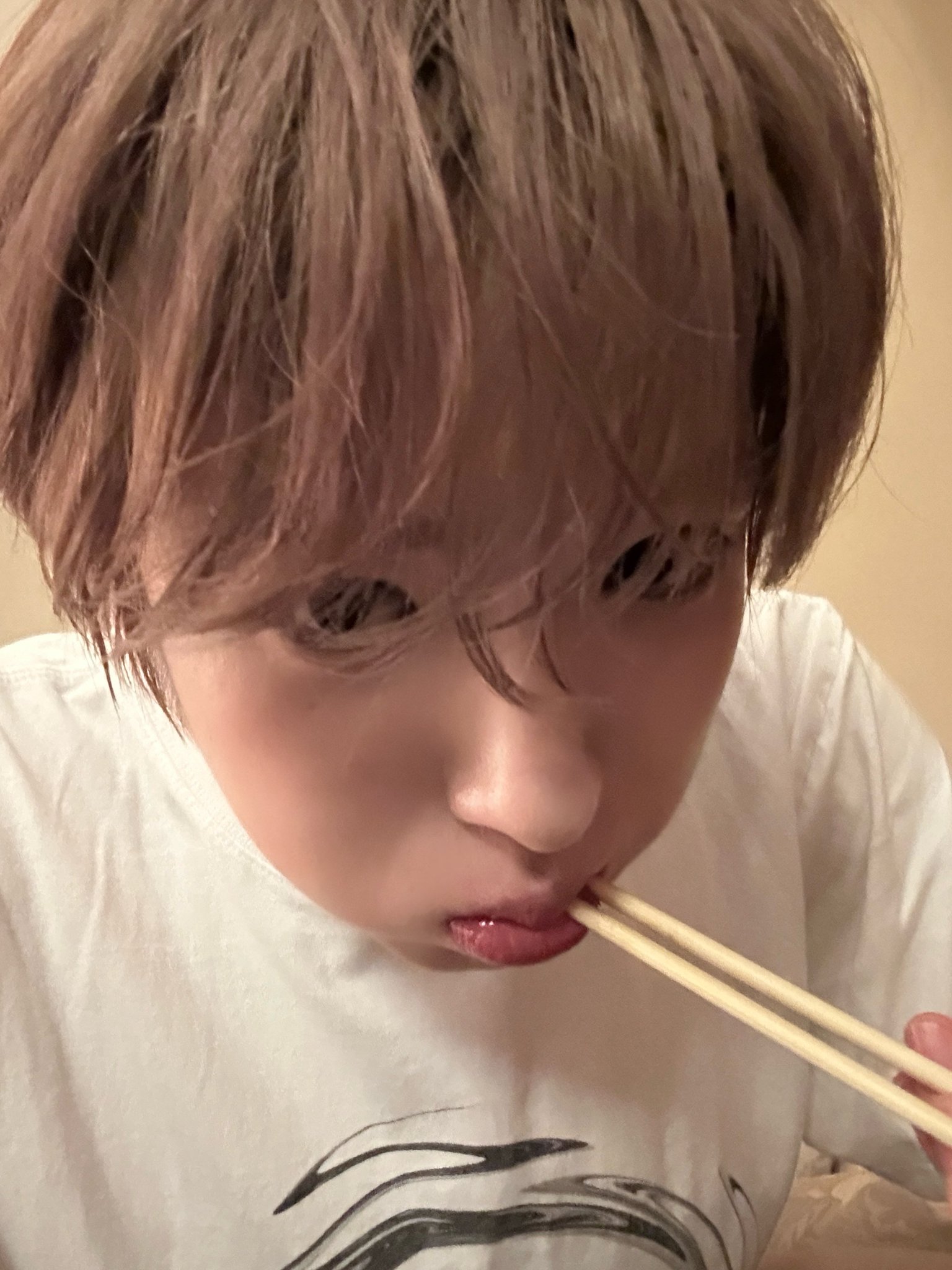 [잡담] 너가아무리어른이되고오빠가됐다고해도 너가기니피그인건 안바껴 | 인스티즈