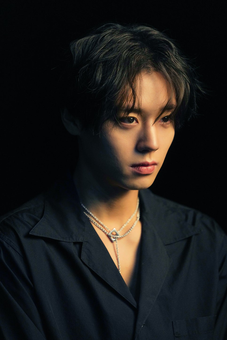 [잡담] 박지훈 이 사진들 보니까 악역하면 또 다를듯 | 인스티즈