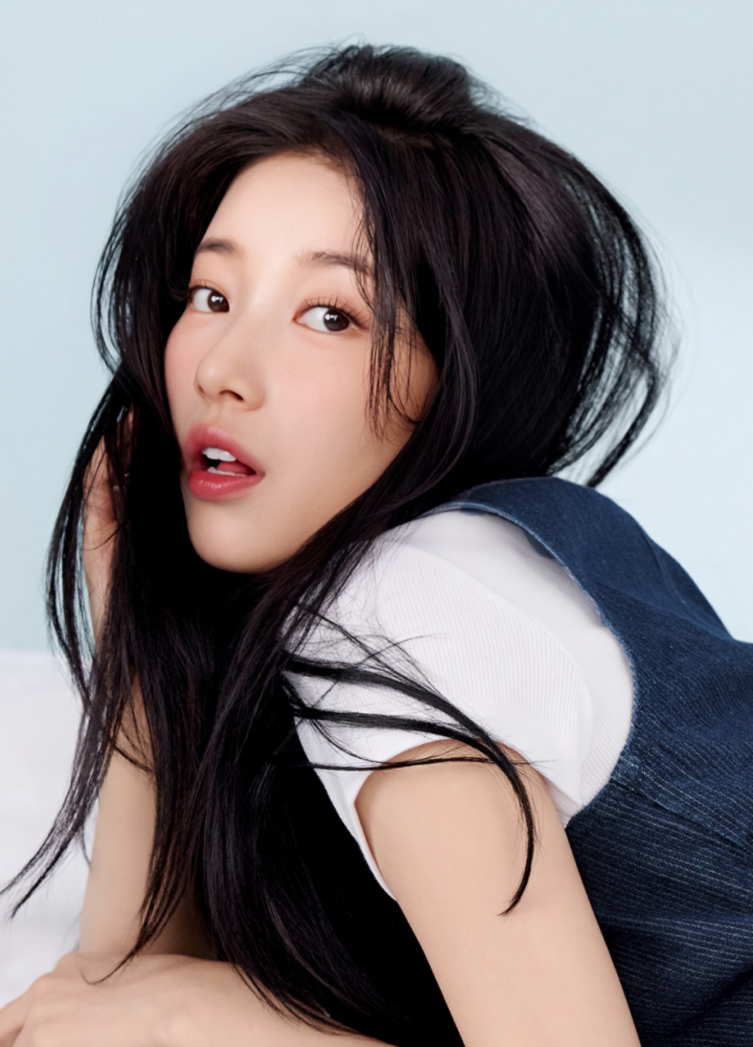 [잡담] 수지) 수지 X GUESS 26 봄 데님 뉴짤 | 인스티즈