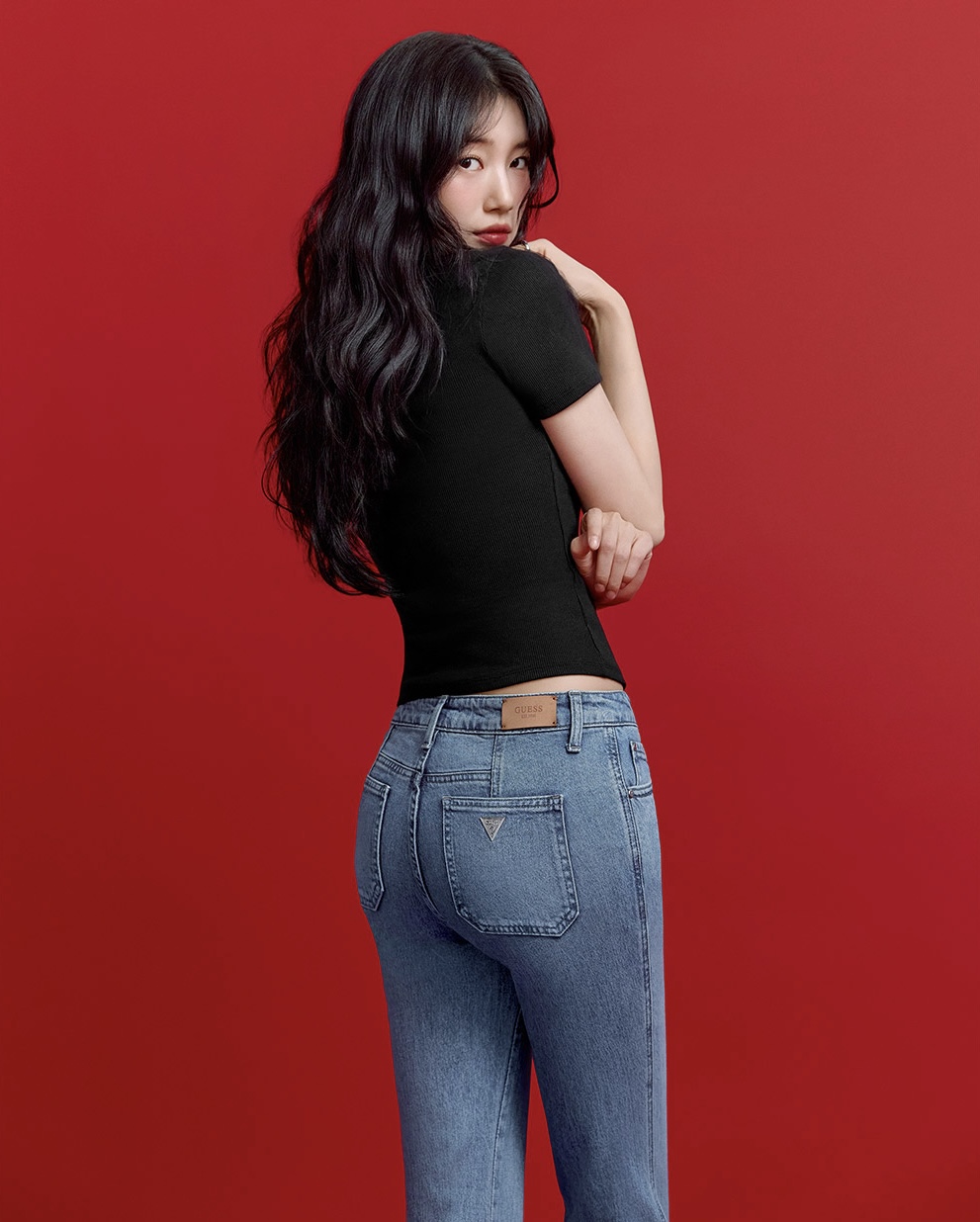 [잡담] 수지) 수지 X GUESS 26 봄 데님 뉴짤 | 인스티즈