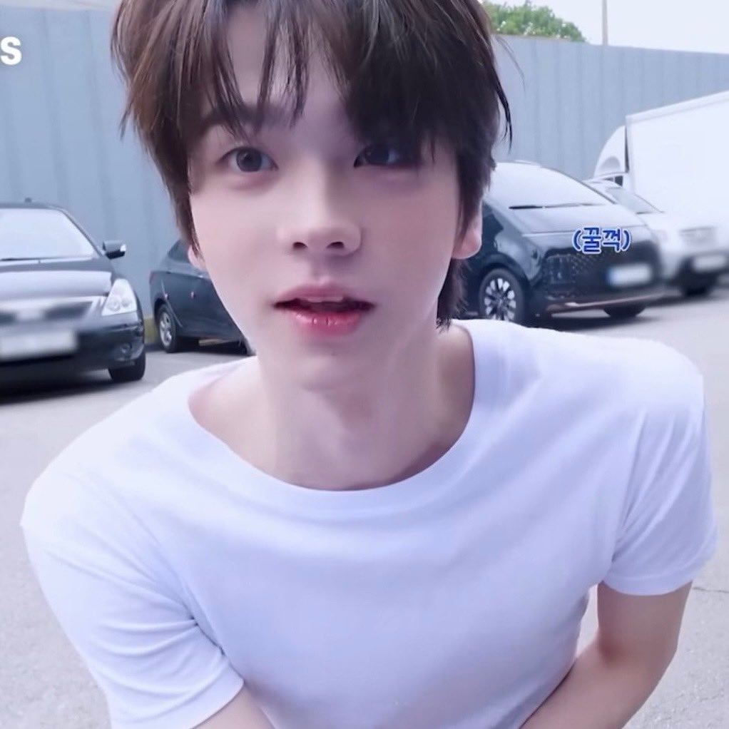 [잡담] 신유 이거 언제임?? 자컨 비하인드 같은데 | 인스티즈