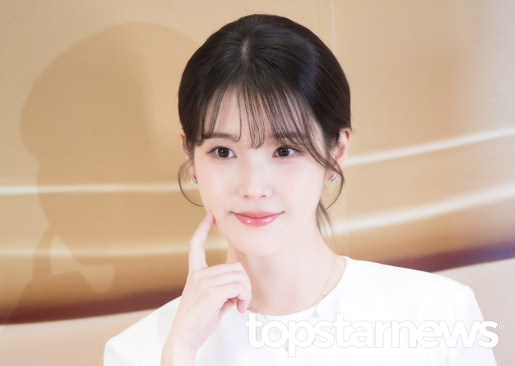 [잡담] 아이유) 오늘 너무 토끼잖아🐰 | 인스티즈