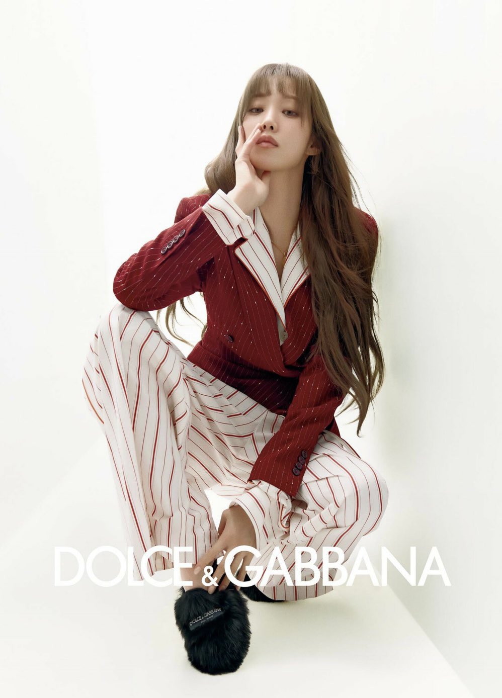 [잡담] 이성경 DOLCE & GABBANA 화보 두장 | 인스티즈