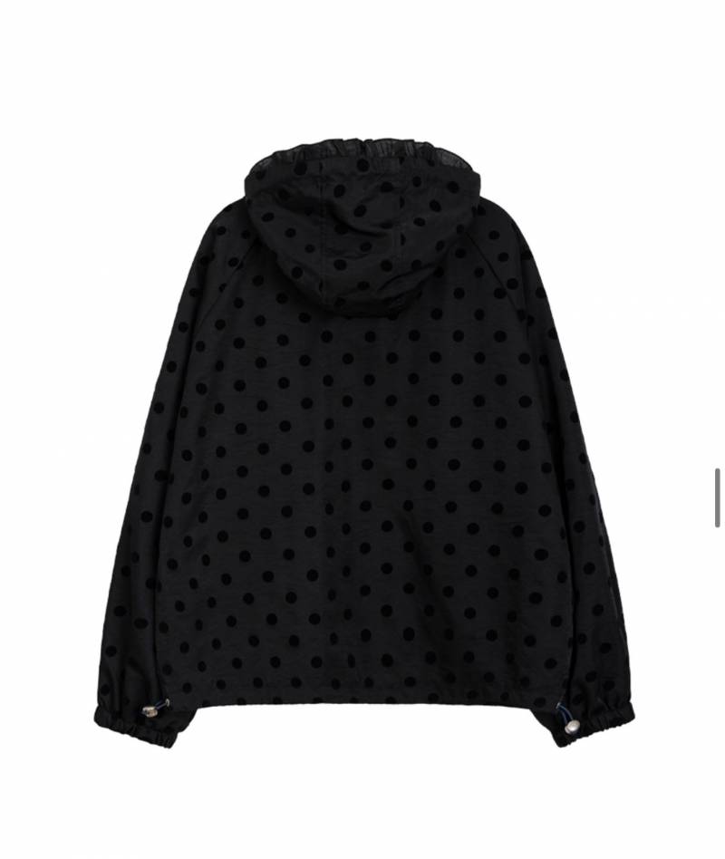 [잡담] 땡땡이바람막이 이거 유행템일까..?지금 사는거 별로일까?? | 인스티즈