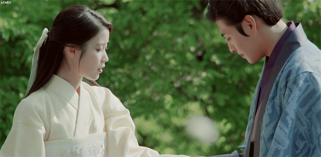 [잡담] 아이유) 🎯 취향 장르 골라보기 (gif 스압주의) | 인스티즈