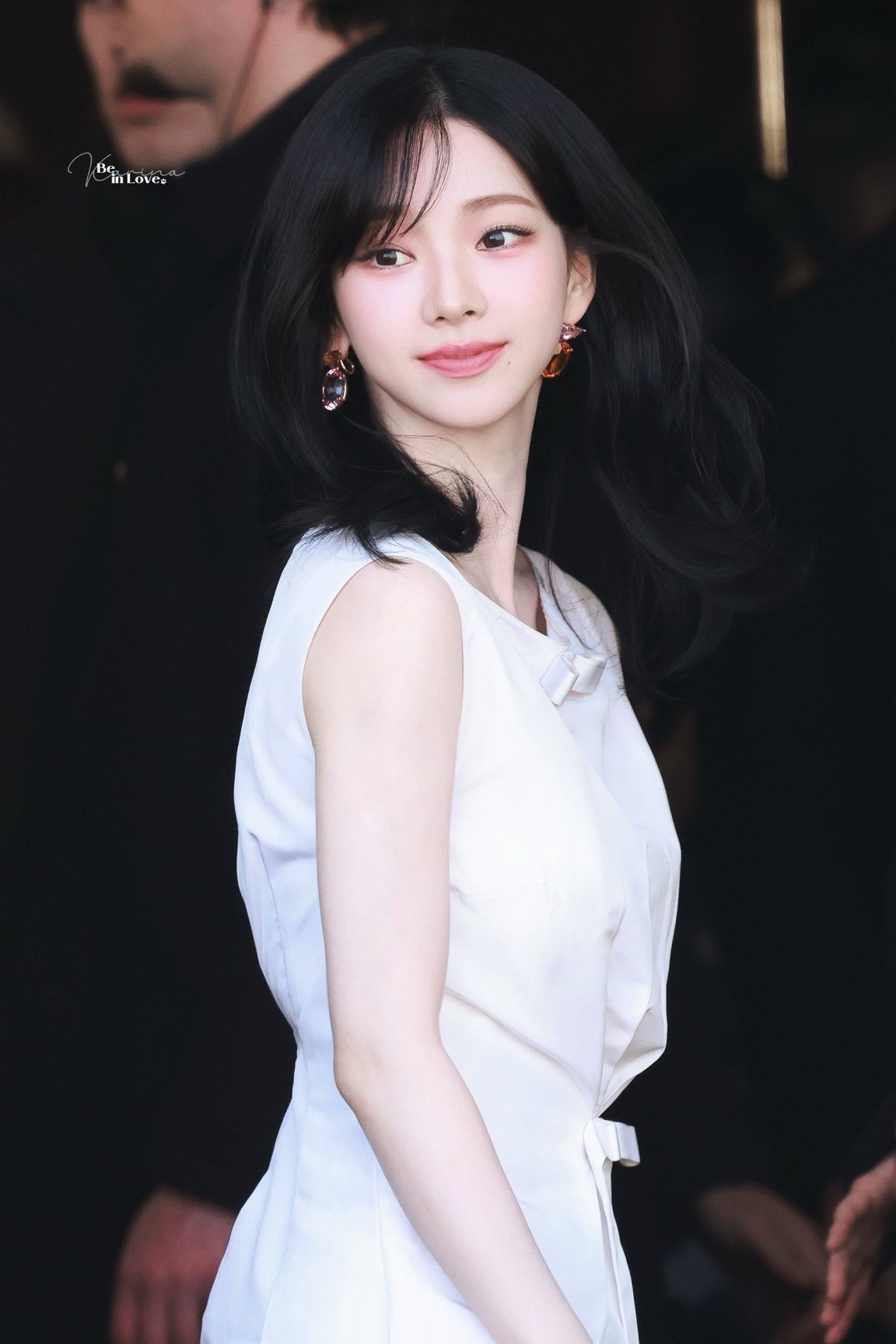 [잡담] 카리나 진짜 하얗고 예쁘다... | 인스티즈