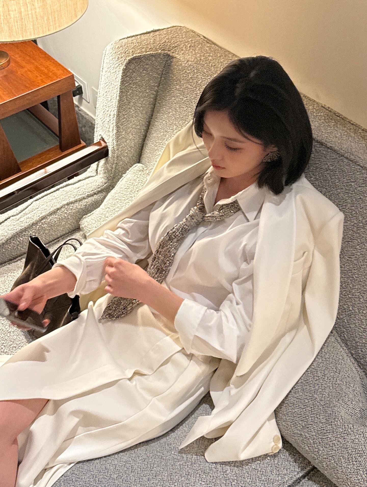 [잡담] 김유정 패션위크 인스타 또 왔다🤍 | 인스티즈