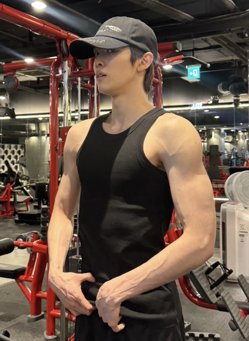 [잡담] 나 진짜 얼굴만 보고 잡았는데 몸이 왜이래 ㅈㅇ 원빈 성찬 | 인스티즈