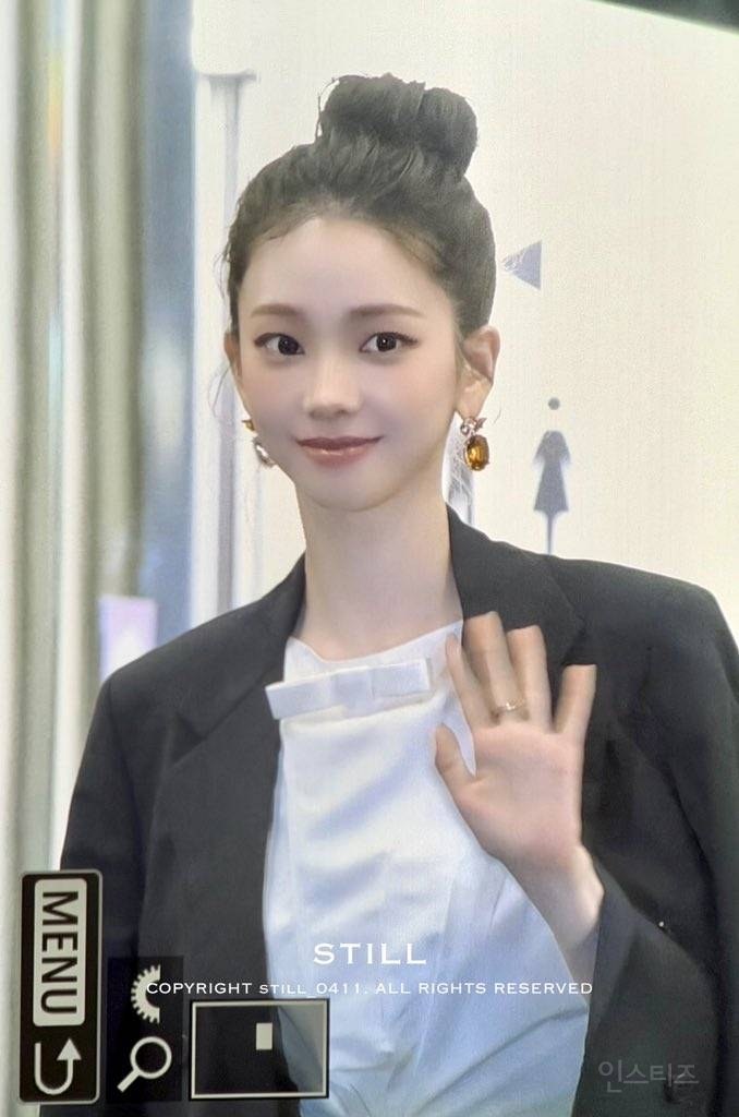 260226 밀라노 프라다 쇼 애프터 파티 참석한 에스파 카리나.jpg | 인스티즈